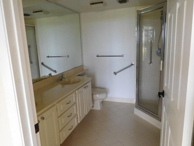 2561 Village Boulevard 306, West Palm Beach, FL 33409