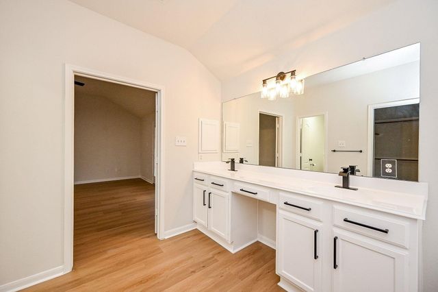 13007 Turnbridge Trail, Houston, TX 77065