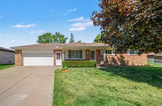 39511 Helena Avenue, Sterling Heights City, MI 48313