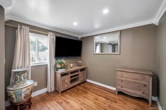 25 Snyder Street, Patchogue, NY 11772