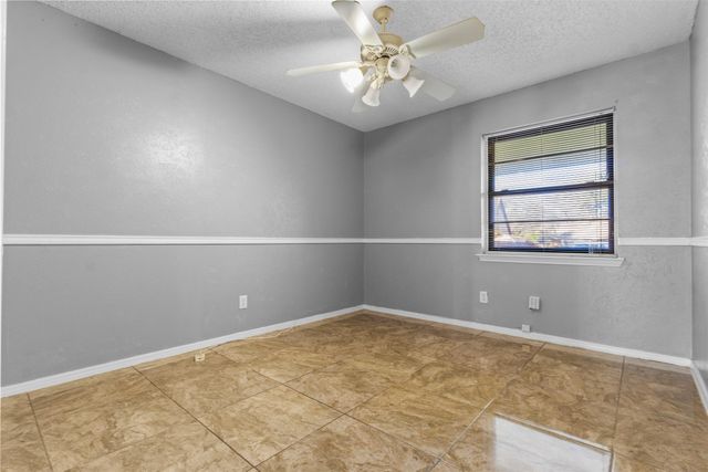 607 Willowbrook Circle, Duncanville, TX 75116