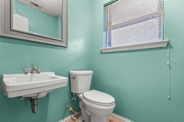 607 Willowbrook Circle, Duncanville, TX 75116