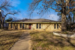 607 Willowbrook Circle, Duncanville, TX 75116
