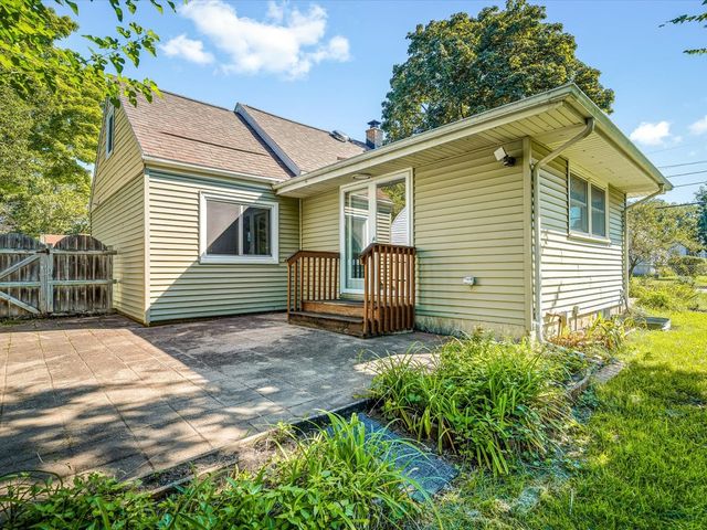 631 Sheridan Drive, Loves Park, IL 61111