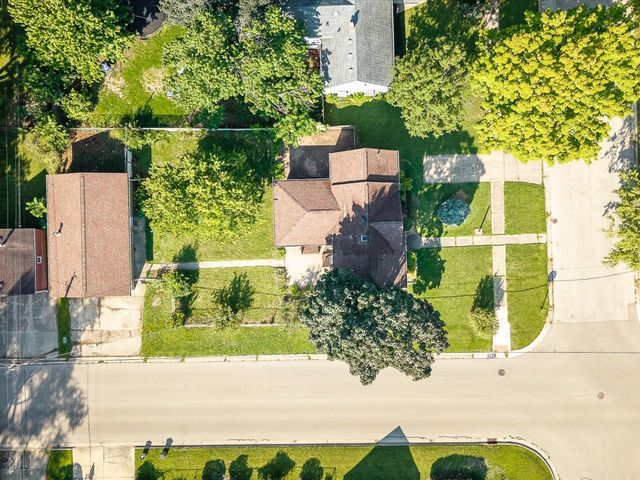 631 Sheridan Drive, Loves Park, IL 61111