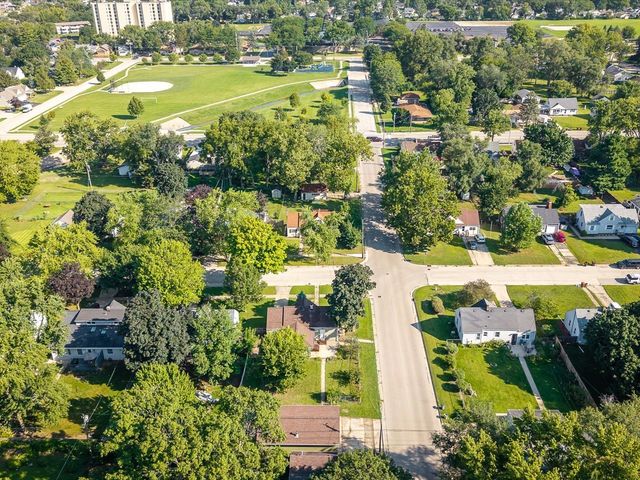 631 Sheridan Drive, Loves Park, IL 61111