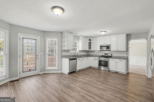 29 Waterford Way, Powder Springs, GA 30127