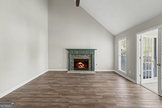 29 Waterford Way, Powder Springs, GA 30127