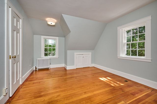 43 Woodlawn Ave, Northampton, MA 01060