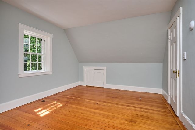 43 Woodlawn Ave, Northampton, MA 01060