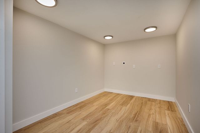 43 Woodlawn Ave, Northampton, MA 01060