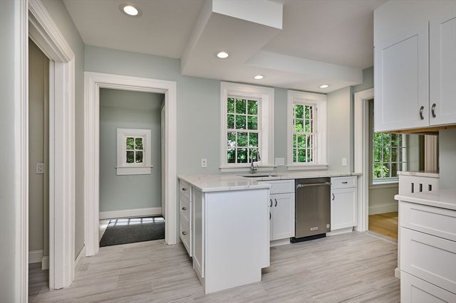 43 Woodlawn Ave, Northampton, MA 01060