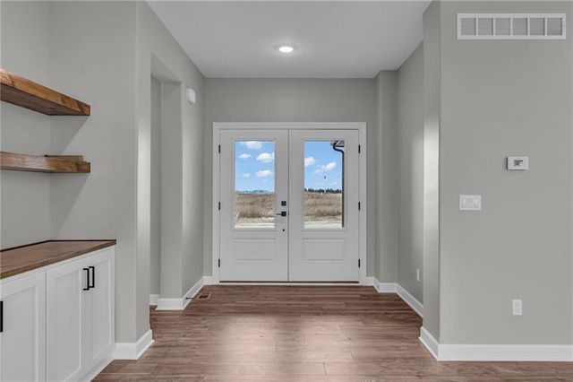 14009 S Landon Street, Olathe, KS 66061