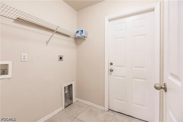 2107 SW 30th TER, Cape Coral, FL 33914