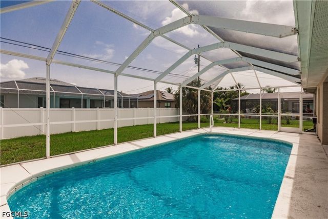 2107 SW 30th TER, Cape Coral, FL 33914