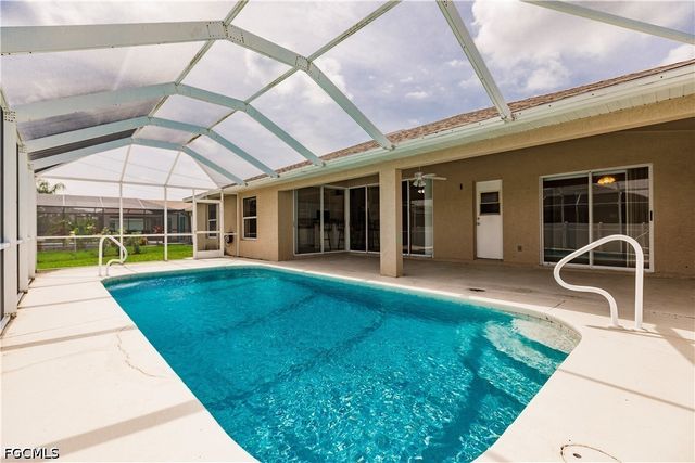 2107 SW 30th TER, Cape Coral, FL 33914