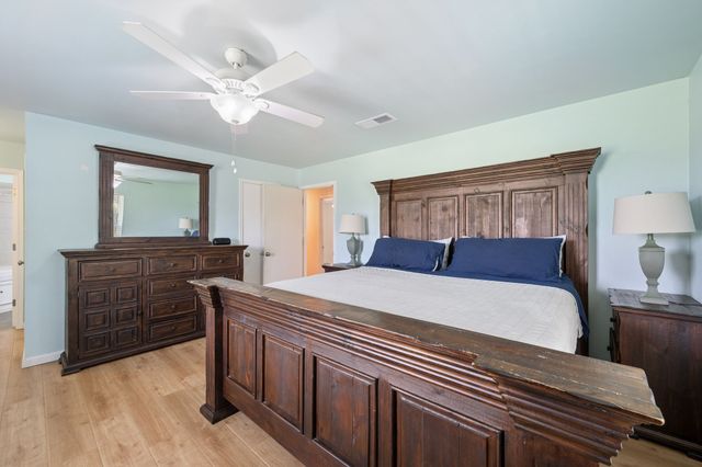 700 Panorama Loop, Waxahachie, TX 75165