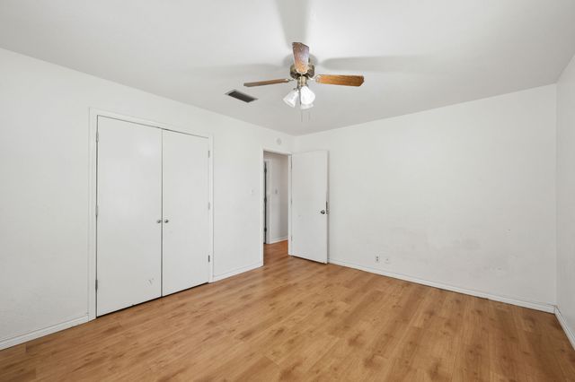 700 Panorama Loop, Waxahachie, TX 75165