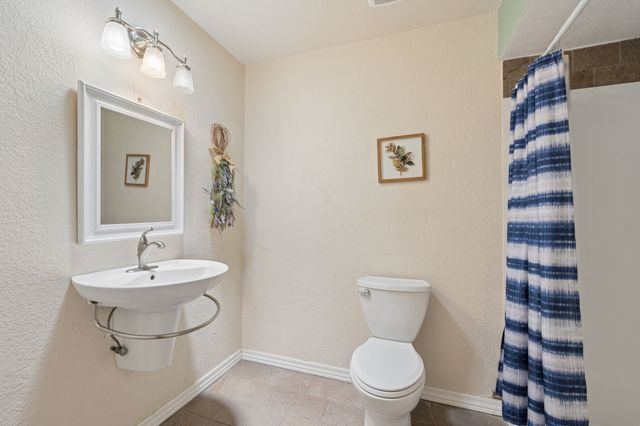 700 Panorama Loop, Waxahachie, TX 75165