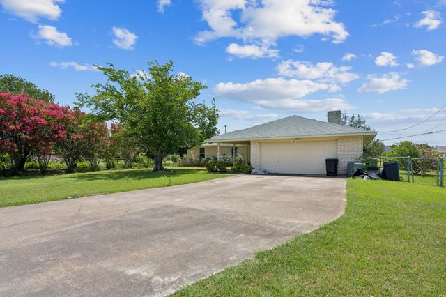 700 Panorama Loop, Waxahachie, TX 75165