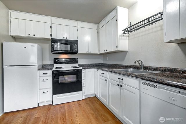 11101 124th Street E, Puyallup, WA 98374