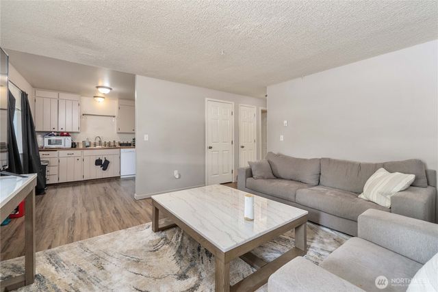 11101 124th Street E, Puyallup, WA 98374