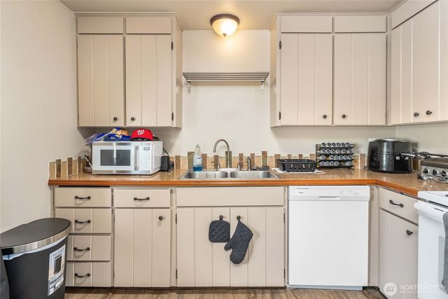 11101 124th Street E, Puyallup, WA 98374