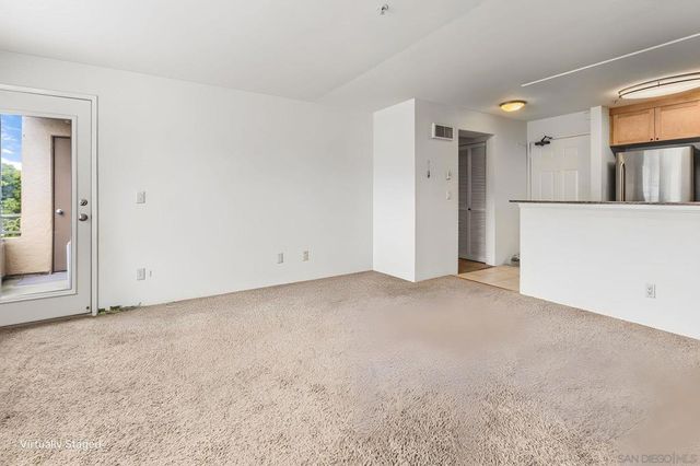 8889 Caminito Plaza Centro 7225, San Diego, CA 92122