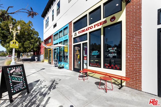 4673 Hollywood Boulevard, Los Angeles, CA 90027