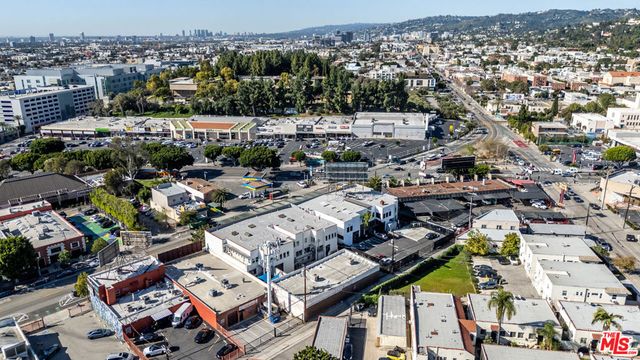 4673 Hollywood Boulevard, Los Angeles, CA 90027