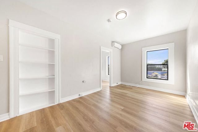 4673 Hollywood Boulevard, Los Angeles, CA 90027