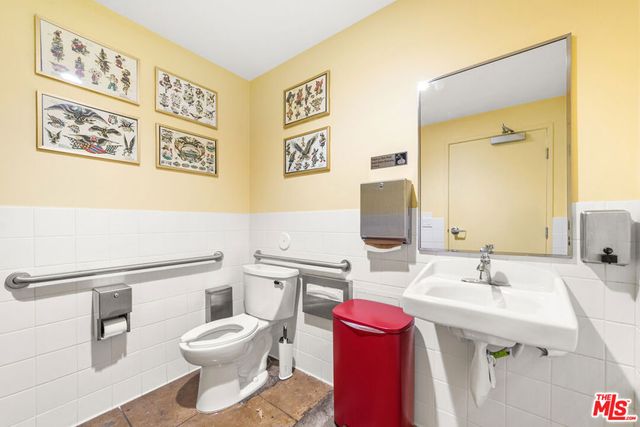 4673 Hollywood Boulevard, Los Angeles, CA 90027