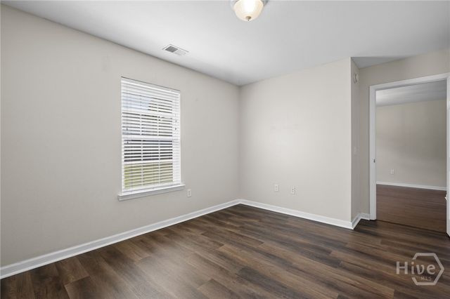 29 Twin Oaks Place, Savannah, GA 31407