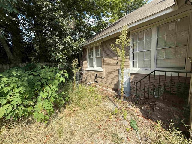 929 N WATKINS ST, Memphis, TN 38107
