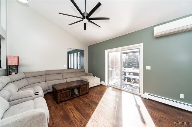 4416 South Bennett Heights, Batavia, NY 14020