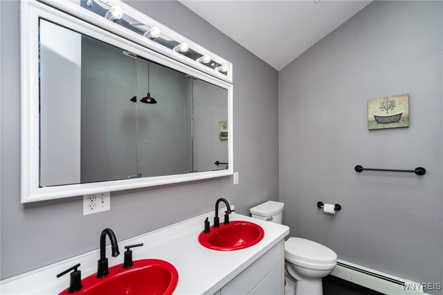 4416 South Bennett Heights, Batavia, NY 14020