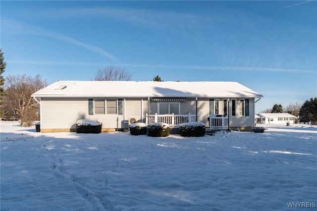 4416 South Bennett Heights, Batavia, NY 14020