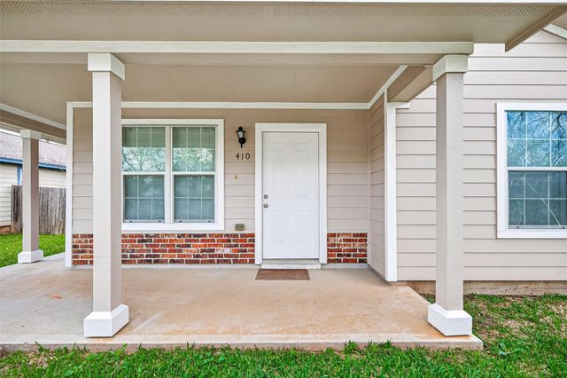 410 Collins Road, Richmond, TX 77469