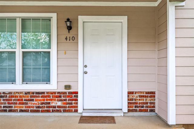 410 Collins Road, Richmond, TX 77469