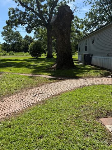 184 Mclane St, Pinckard, AL 36371