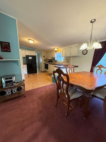 184 Mclane St, Pinckard, AL 36371