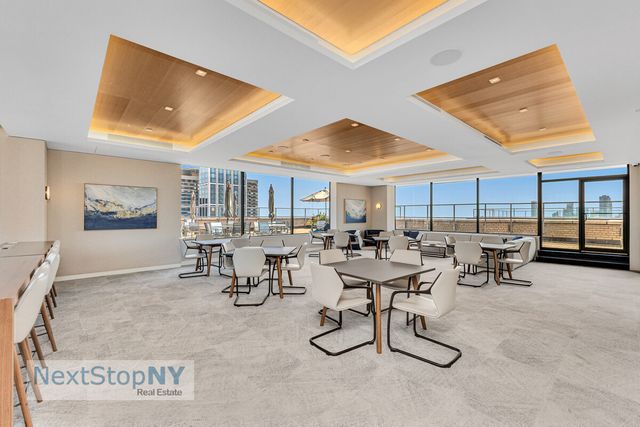 400 E 56th St Apt 9H, New York City, NY 10022