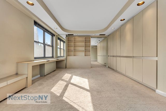 400 E 56th St Apt 9H, New York City, NY 10022