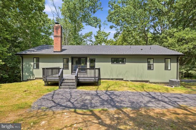 78 JOE MILLER RD, Kearneysville, WV 25430