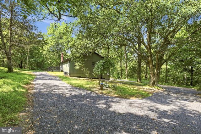 78 JOE MILLER RD, Kearneysville, WV 25430