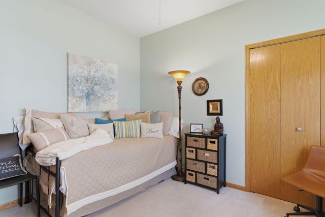 1203 Poppyfield Place, Schererville, IN 46375