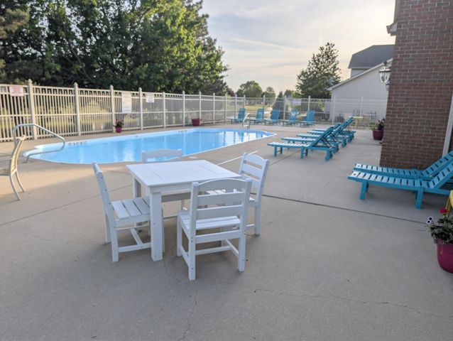 1203 Poppyfield Place, Schererville, IN 46375