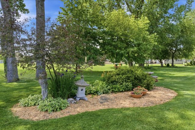 1203 Poppyfield Place, Schererville, IN 46375