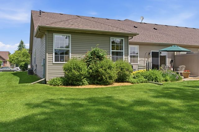 1203 Poppyfield Place, Schererville, IN 46375