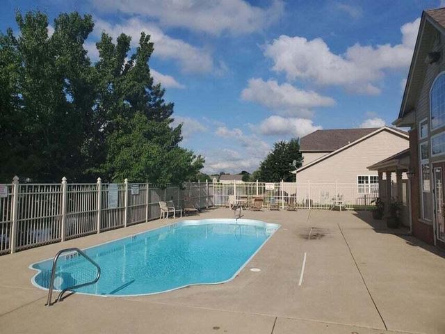 1203 Poppyfield Place, Schererville, IN 46375